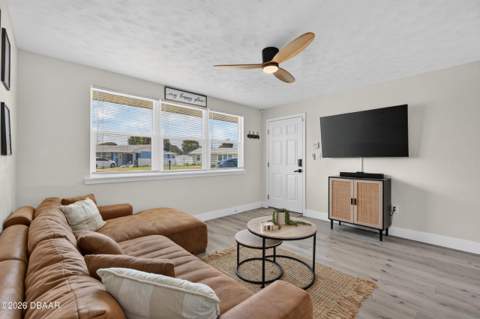 23 Palm Drive, Ormond Beach FL - photo 19 of 48