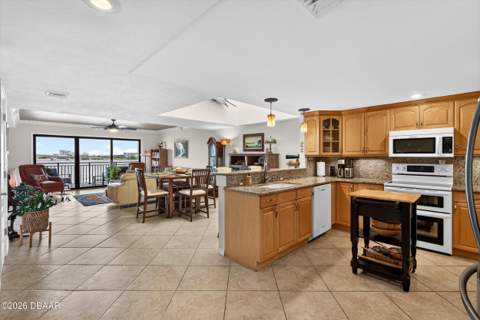 744 Marina Point Drive, Daytona Beach FL - photo 9 of 67