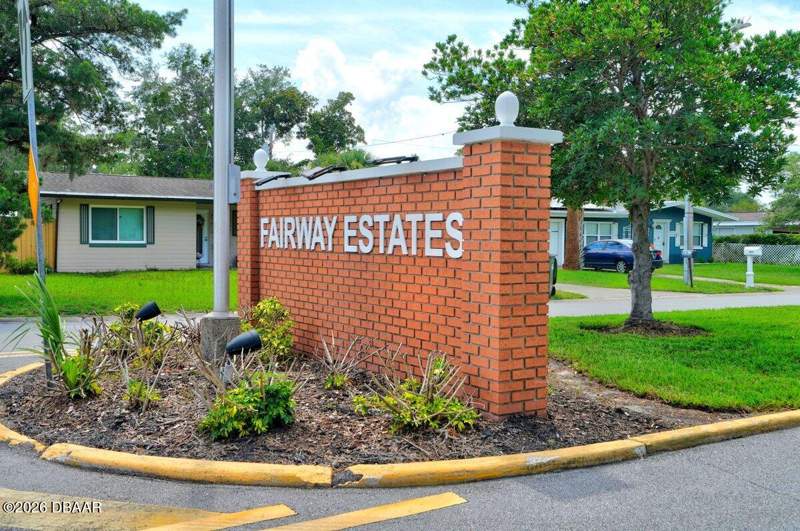 2 bedroom Single Family Residence at 1309 Suwanee Road, Fairway Estates, Daytona Beach — photo 3