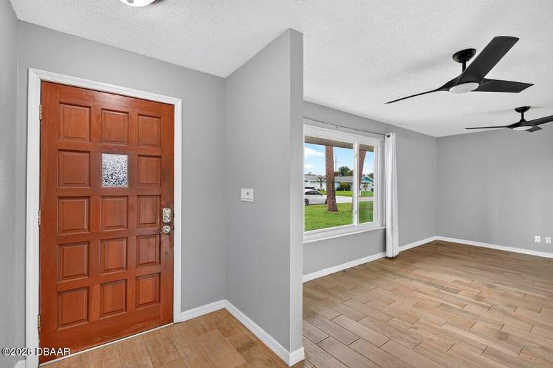 2 bedroom Single Family Residence at 1309 Suwanee Road, Fairway Estates, Daytona Beach — photo 5