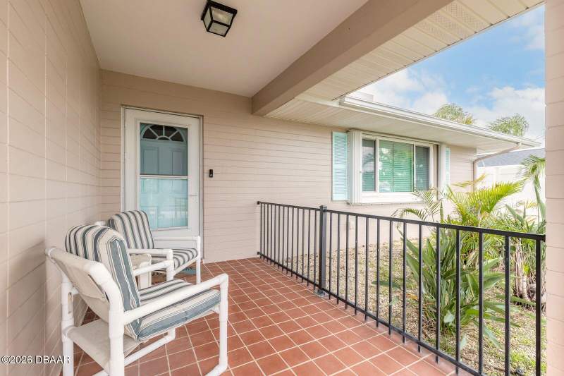 2 bedroom Single Family Residence at 2315 Bonnie View Drive, Oakview, Ormond Beach — photo 4