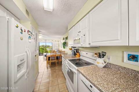 3180 Ocean Shore Boulevard #108, Ormond Beach FL - photo 17 of 39