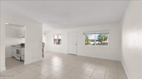 411 N Halifax Avenue #304, Daytona Beach FL - photo 7 of 31