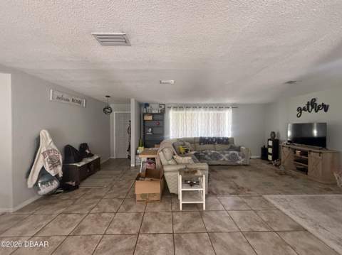 636 Williamsburg Drive, Daytona Beach FL - photo 6 of 25