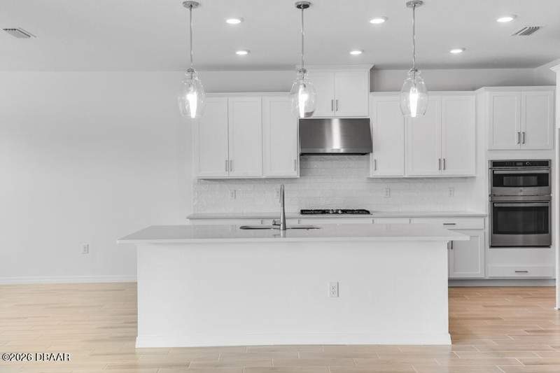 5 bedroom Single Family Residence at 846 Junonia Boulevard, Ardisia Park, New Smyrna Beach — photo 2