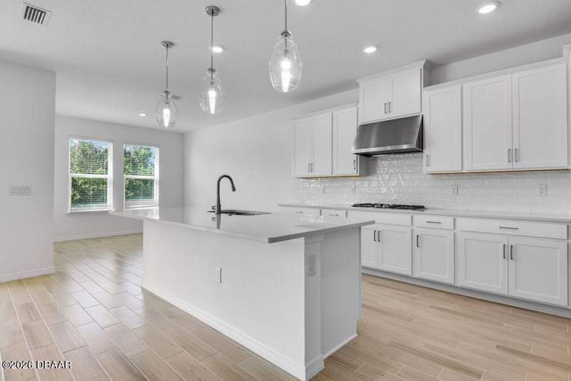 5 bedroom Single Family Residence at 846 Junonia Boulevard, Ardisia Park, New Smyrna Beach — photo 3