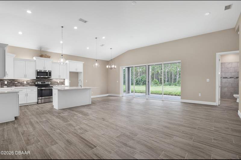 4 bedroom Single Family Residence at 104 Cerise Court, Mosaic, Daytona Beach — photo 2