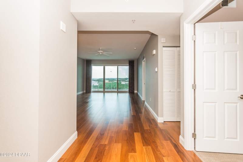 2 bedroom Condominium at 2801 S Ridgewood Avenue #807, Halifax Landing Condo, South Daytona — photo 4