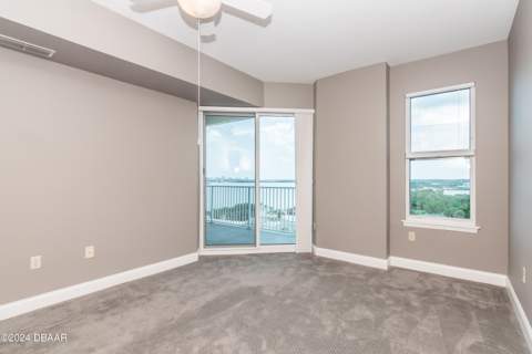 2801 S Ridgewood Avenue #807, South Daytona FL - photo 9 of 27
