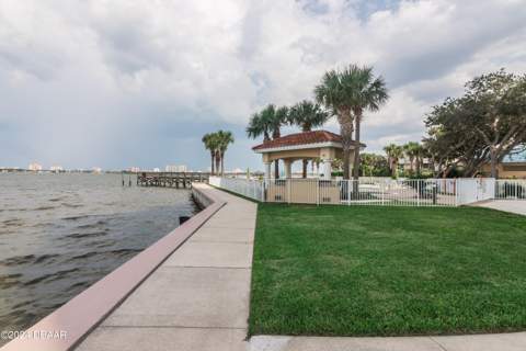 2801 S Ridgewood Avenue #807, South Daytona FL - photo 24 of 27