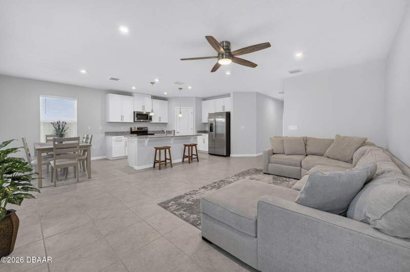 4 bedroom Single Family Residence at 306 Eagle Harbor Way, Preserve at Lpga, Daytona Beach — photo 5