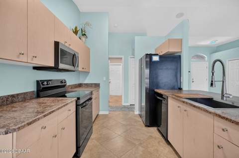 1804 Creekwater Boulevard, Port Orange FL - photo 16 of 33