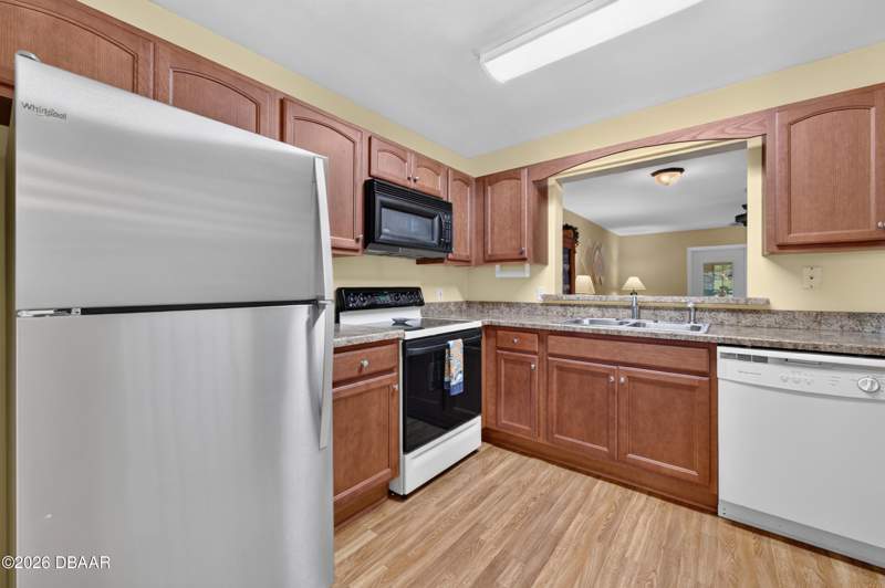 2 bedroom Condominium at 220 Lemon Tree Lane #220G, Lakes Of Pine Run Condo, Ormond Beach — photo 4