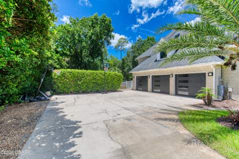 2 Broadwater Drive, Ormond Beach FL - photo 6 of 51