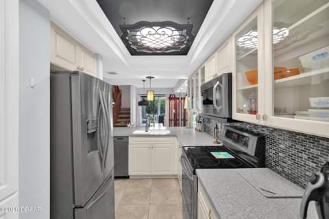 113 Lagoon Court, New Smyrna Beach FL - photo 13 of 40