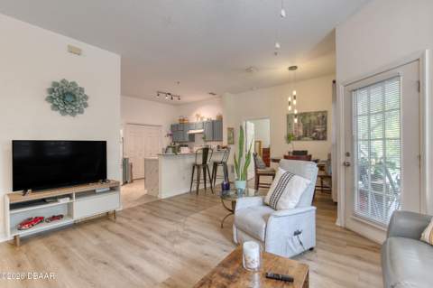 970 N Spring Garden Avenue #412, DeLand FL - photo 7 of 27