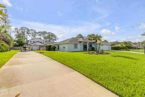 2945 Sabal Palm Drive, Edgewater FL - photo 6 of 45