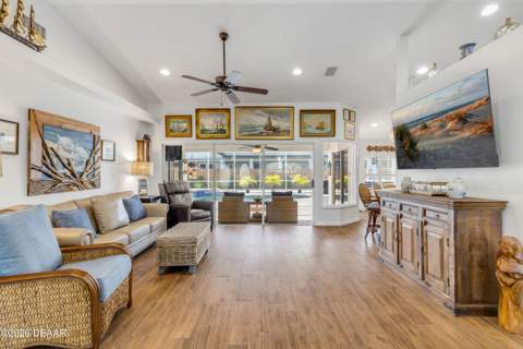 2945 Sabal Palm Drive, Edgewater FL - photo 9 of 45