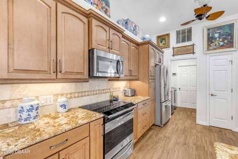 2945 Sabal Palm Drive, Edgewater FL - photo 18 of 45