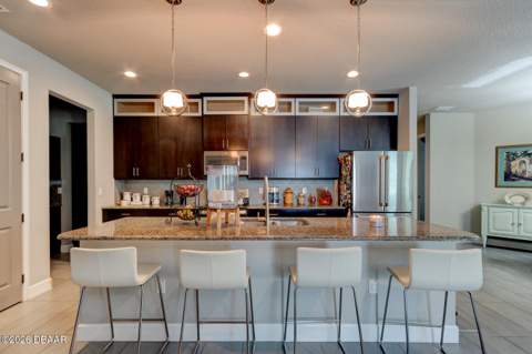 305 Nottinghill Street, Ormond Beach FL - photo 9 of 54