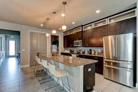 305 Nottinghill Street, Ormond Beach FL - photo 10 of 54