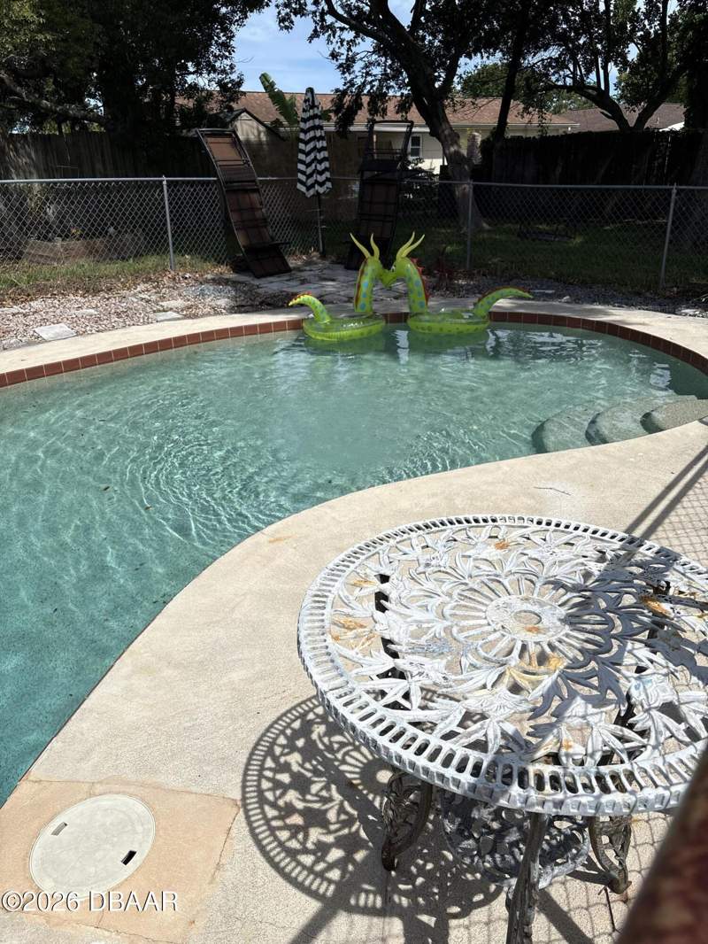3 bedroom Single Family Residence at 94 Glass Court, Port Orange, Port Orange — photo 3