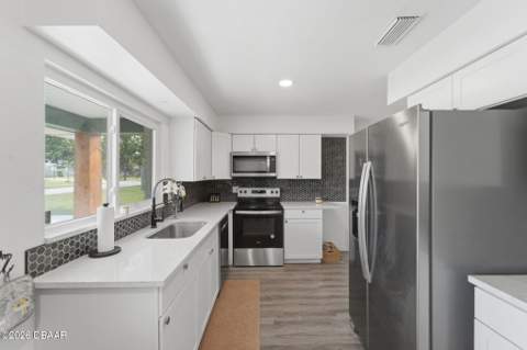 525 E Roberts Street, Orange City FL - photo 19 of 54