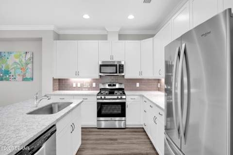 252 Coral Reef Way, Daytona Beach FL - photo 15 of 61