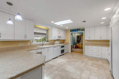 109 Via Benevento, New Smyrna Beach FL - photo 7 of 82