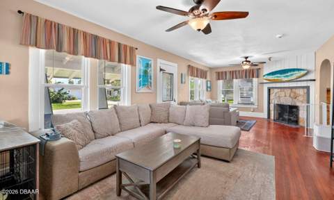 330 Hartford Avenue, Daytona Beach FL - photo 8 of 57