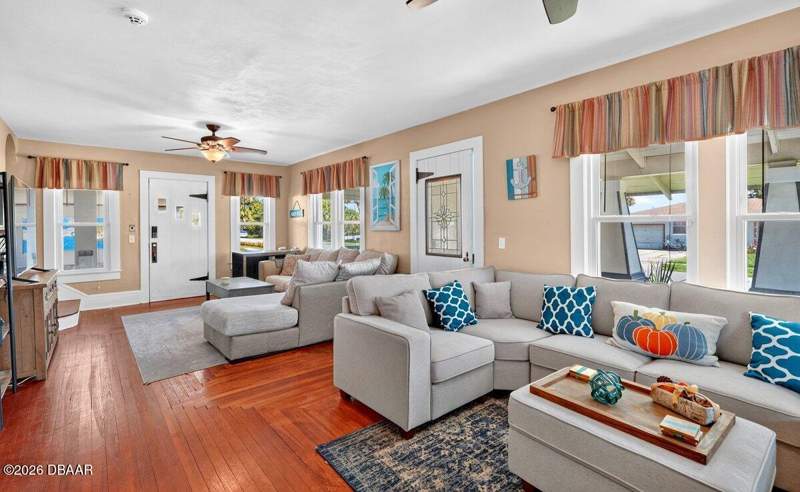 3 bedroom Single Family Residence at 330 Hartford Avenue, Ortona, Daytona Beach — photo 4