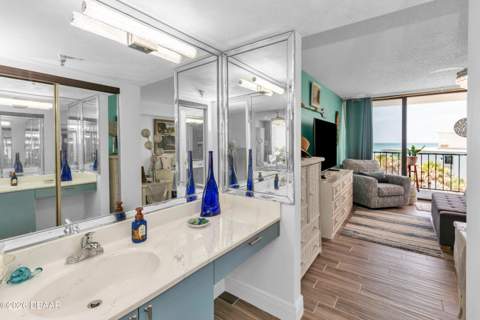 2425 S Atlantic Avenue #406, Daytona Beach Shores FL - photo 20 of 33