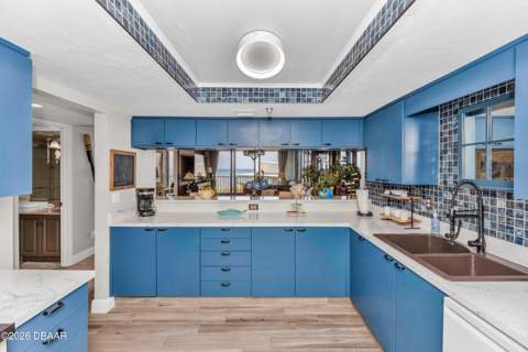 2425 S Atlantic Avenue #406, Daytona Beach Shores FL - photo 15 of 33