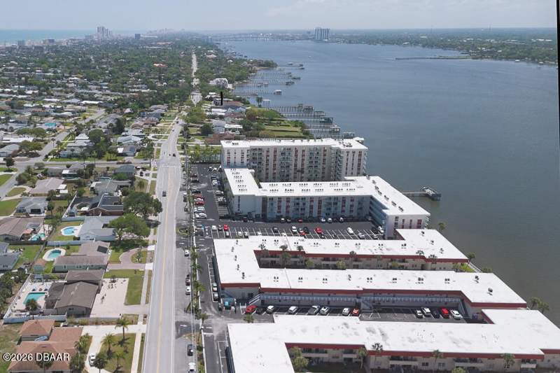 2 bedroom Condominium at 2901 N Halifax Avenue #111, Riverside Condo, Daytona Beach — photo 5