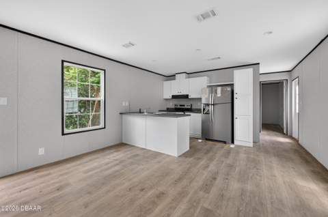 220 W Carroll Avenue, DeLand FL - photo 10 of 26