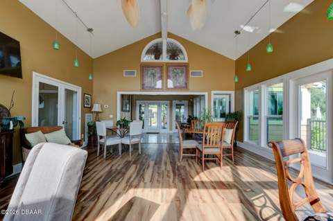 1401 S Palmetto Avenue #422, Daytona Beach FL - photo 18 of 32