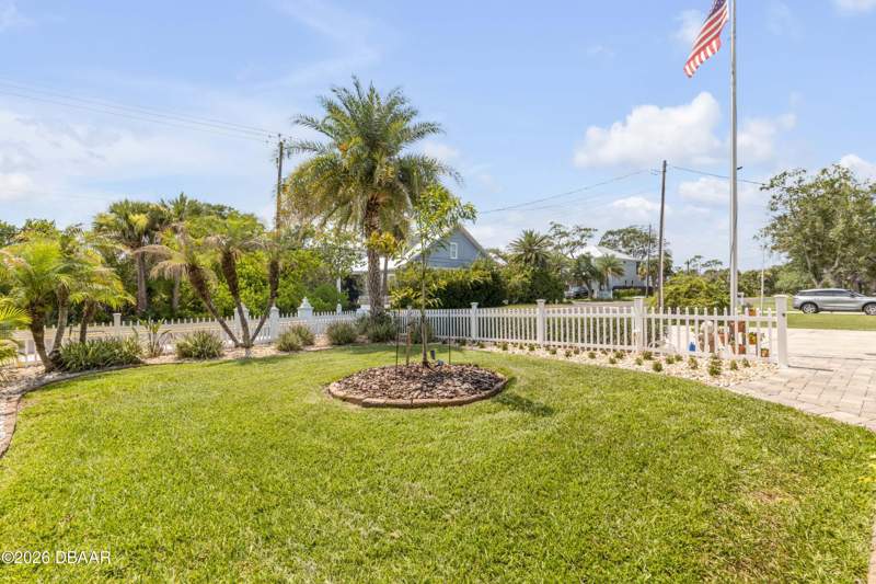 4 bedroom Single Family Residence at 521 S Peninsula Avenue, Detwilers, New Smyrna Beach — photo 5