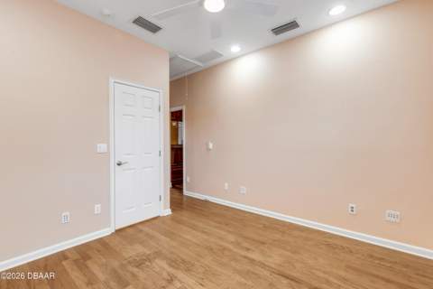 521 S Peninsula Avenue, New Smyrna Beach FL - photo 23 of 51
