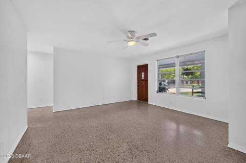 325 Thackery Road, Ormond Beach FL - photo 12 of 40
