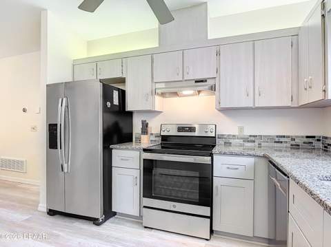 4761 Riverglen Boulevard, Ponce Inlet FL - photo 9 of 58