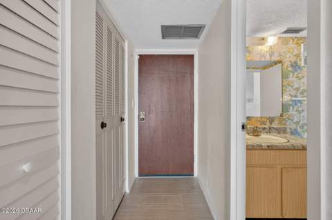 925 N Halifax Avenue #710, Daytona Beach FL - photo 7 of 38