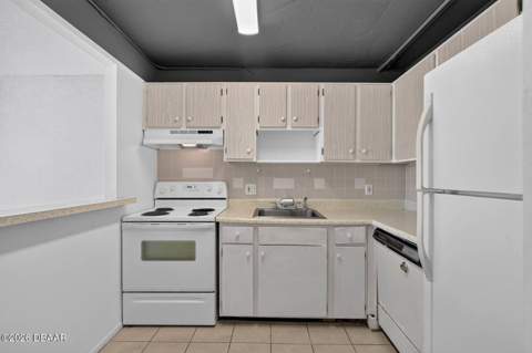 925 N Halifax Avenue #710, Daytona Beach FL - photo 13 of 38