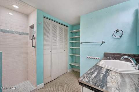 935 N Halifax Avenue #406, Daytona Beach FL - photo 19 of 37