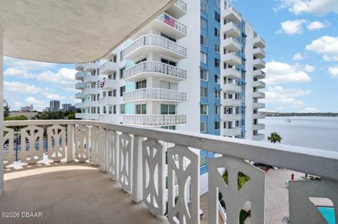 935 N Halifax Avenue #406, Daytona Beach FL - photo 22 of 37