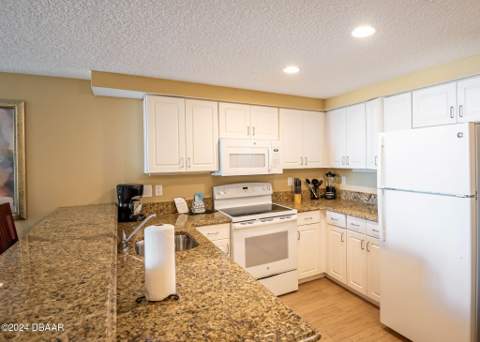 350 N Atlantic Avenue #2333, Daytona Beach FL - photo 8 of 68