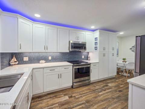 100 Sea Pines Circle, Daytona Beach FL - photo 11 of 57