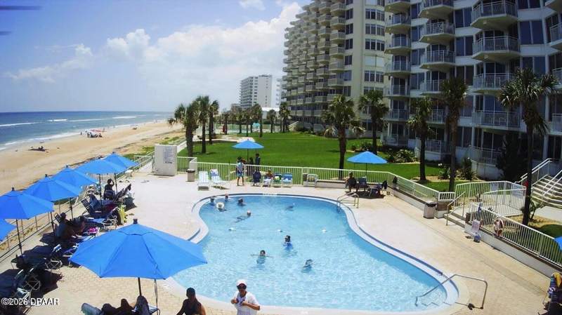 2 bedroom Condominium at 1155 Ocean Shore Boulevard #102, Ormond Beach Surfside North, Ormond Beach — photo 2