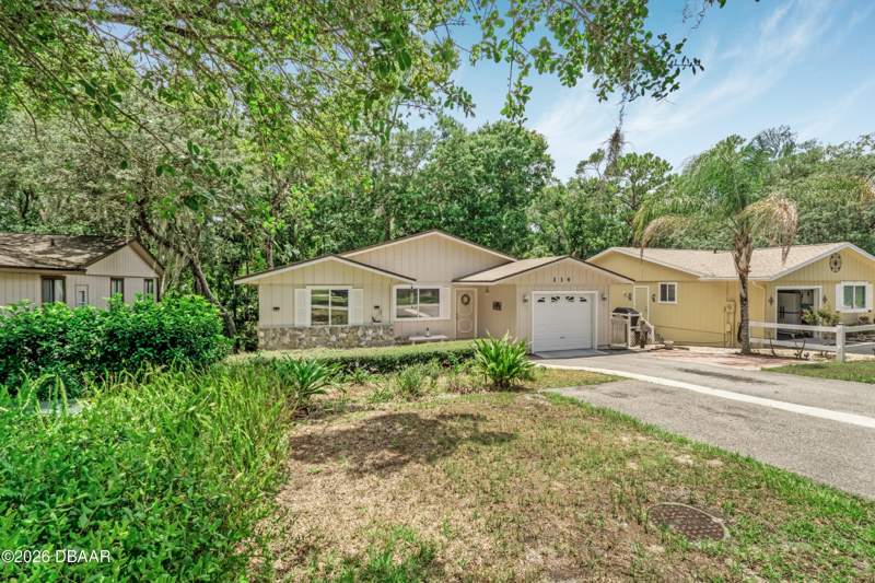 2 bedroom Single Family Residence at 114 Hickory Lane, Summer Trees, Port Orange — photo 4