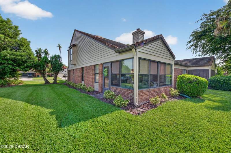 3 bedroom Single Family Residence at 228 Palm Sparrow Court, Pelican Bay, Daytona Beach — photo 4