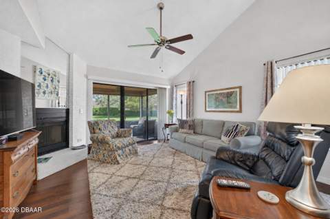 228 Palm Sparrow Court, Daytona Beach FL - photo 16 of 44